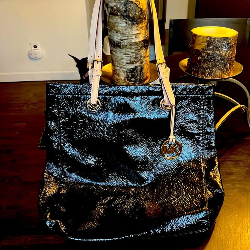 MICHAEL KORS BAG